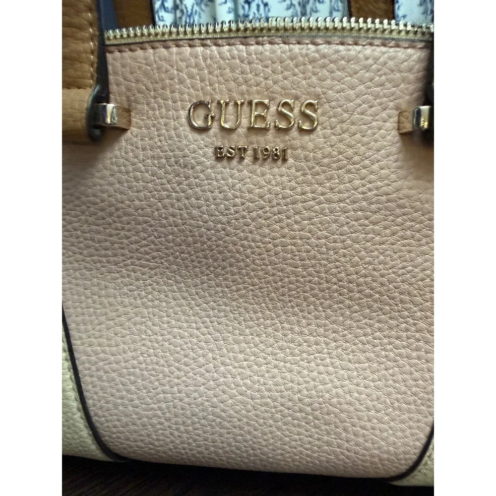 Guess Colorblock Satchel‎ Handbag Pink Cream Tan Pebbled Crossbody Bag